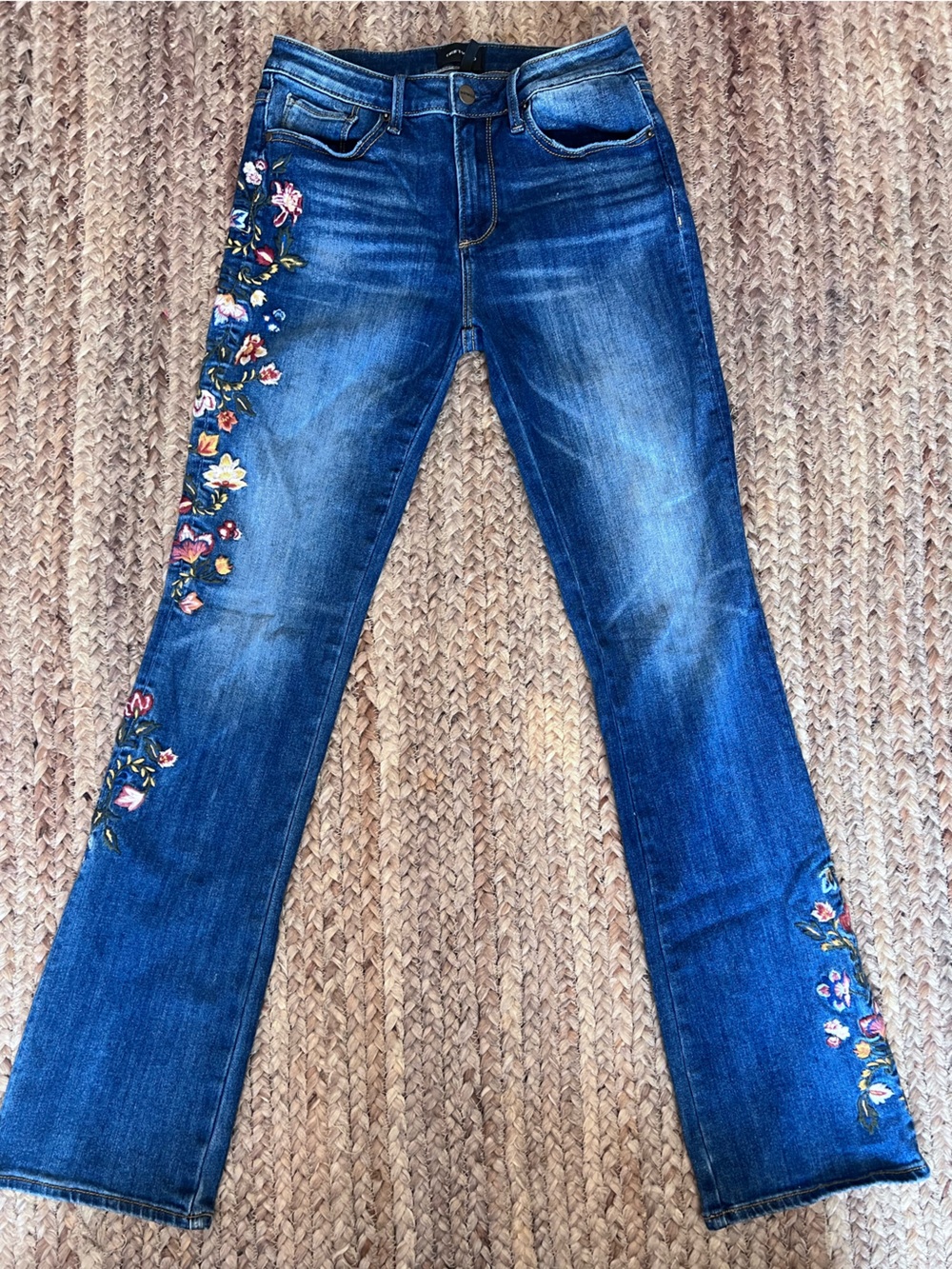Embroidered Floral Stretch Blue Women’s Jeans anthro